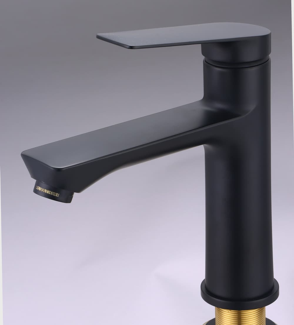 Lavatory faucet